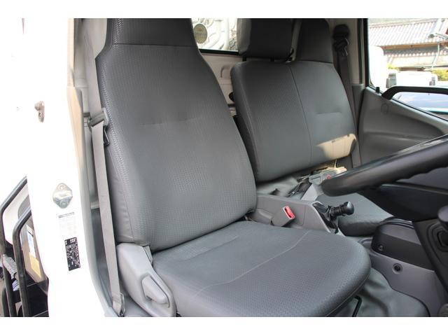 日野デュトロパッカー車（塵芥車）小型（2t・3t）[写真36]