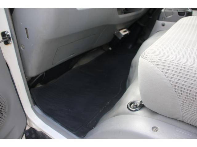 トヨタダイナボトルバン小型（2t・3t）[写真37]