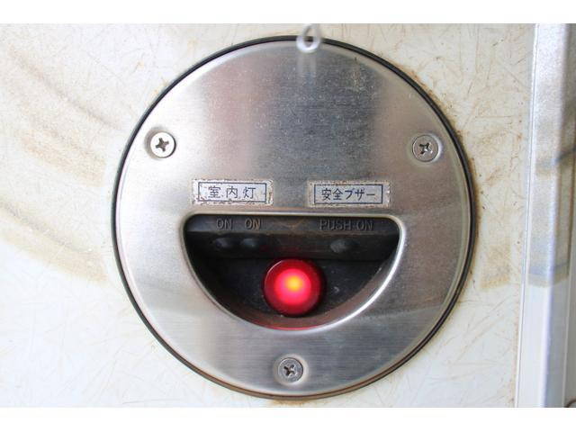 三菱ふそうキャンター冷凍車（冷蔵車）小型（2t・3t）[写真17]