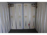 三菱ふそうキャンター冷凍車（冷蔵車）小型（2t・3t）[写真19]