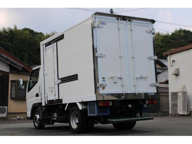 三菱ふそうキャンター冷凍車（冷蔵車）小型（2t・3t）[写真02]