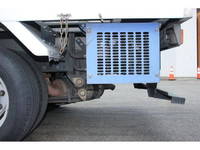 三菱ふそうキャンター冷凍車（冷蔵車）小型（2t・3t）[写真22]