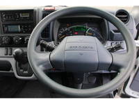 三菱ふそうキャンター冷凍車（冷蔵車）小型（2t・3t）[写真28]