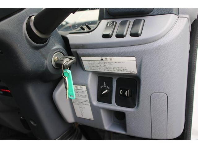 三菱ふそうキャンター冷凍車（冷蔵車）小型（2t・3t）[写真31]