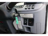 三菱ふそうキャンター冷凍車（冷蔵車）小型（2t・3t）[写真32]