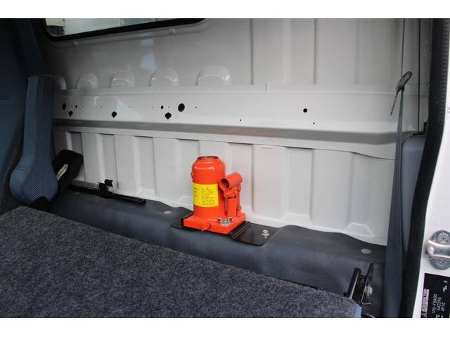 三菱ふそうキャンター冷凍車（冷蔵車）小型（2t・3t）[写真38]