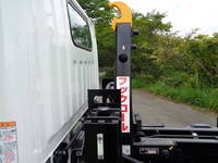 三菱ふそうキャンターコンテナ専用車小型（2t・3t）[写真13]