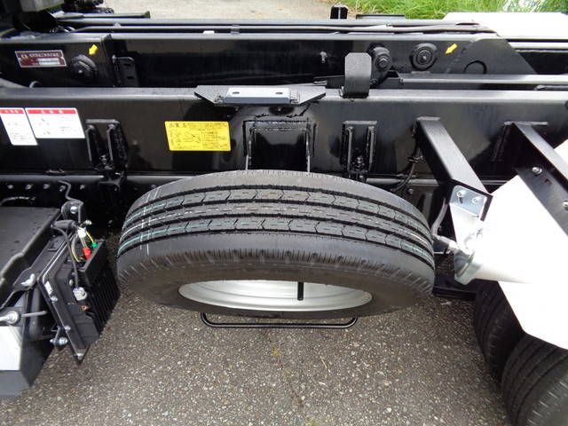 三菱ふそうキャンターコンテナ専用車小型（2t・3t）[写真16]