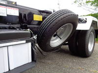 三菱ふそうキャンターコンテナ専用車小型（2t・3t）[写真21]