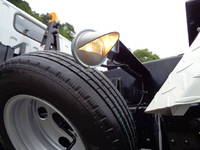 三菱ふそうキャンターコンテナ専用車小型（2t・3t）[写真24]