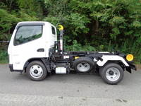 三菱ふそうキャンターコンテナ専用車小型（2t・3t）[写真07]