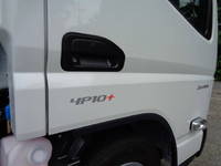 三菱ふそうキャンターコンテナ専用車小型（2t・3t）[写真10]