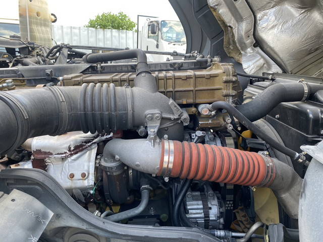 三菱ふそうスーパーグレートトレーラーヘッド（トラクターヘッド）大型（10t）[写真25]