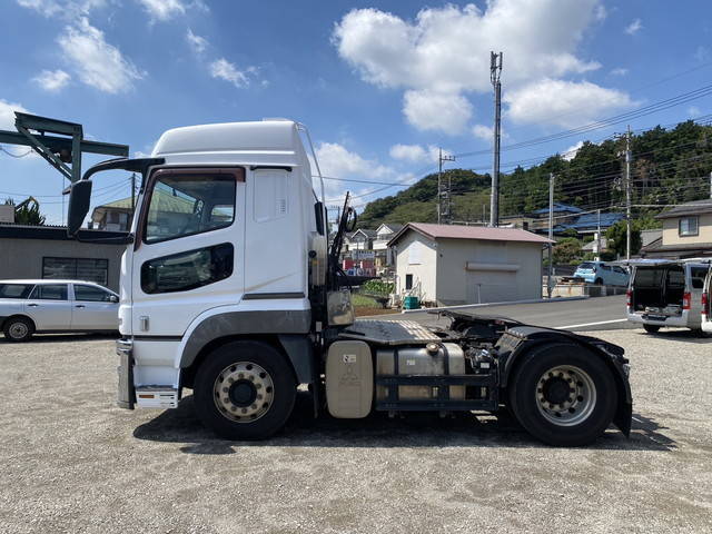 三菱ふそうスーパーグレートトレーラーヘッド（トラクターヘッド）大型（10t）[写真05]