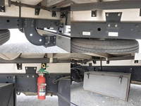 三菱ふそうファイターアルミウイング中型（4t）[写真16]