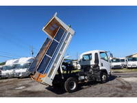 いすゞフォワードダンプ中型（4t）[写真02]