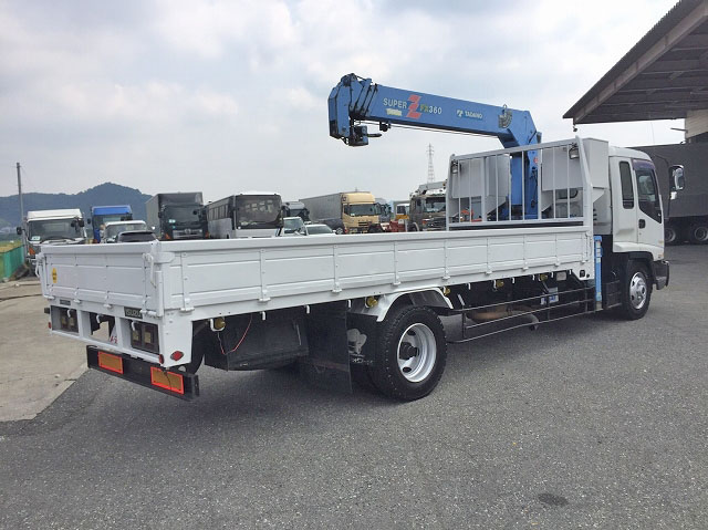 いすゞフォワードクレーン5段増トン（6t・8t）[写真02]