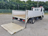 UDトラックスコンドルアルミブロック小型（2t・3t）[写真02]