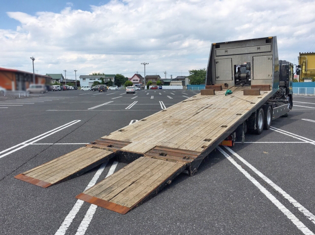 いすゞフォワードセーフティローダー増トン（6t・8t）[写真02]