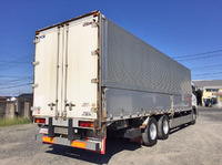 UDトラックスクオンアルミウイング大型（10t）[写真02]