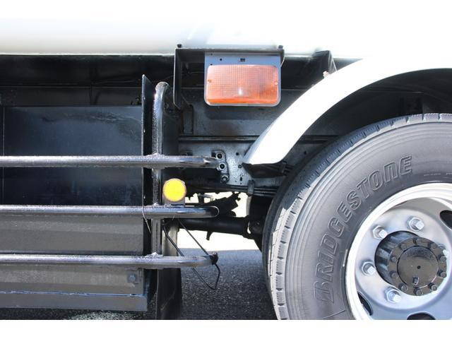 いすゞフォワードパッカー車（塵芥車）増トン（6t・8t）[写真13]