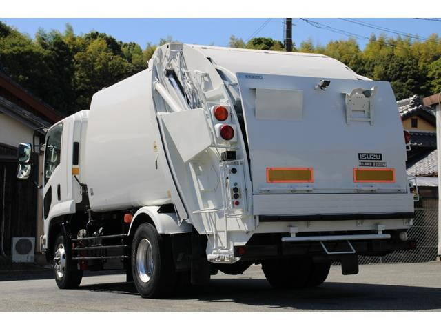 いすゞフォワードパッカー車（塵芥車）増トン（6t・8t）[写真02]