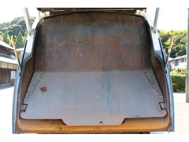 いすゞフォワードパッカー車（塵芥車）増トン（6t・8t）[写真20]