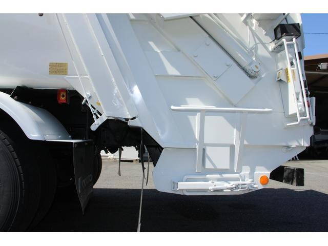 いすゞフォワードパッカー車（塵芥車）増トン（6t・8t）[写真25]