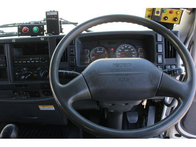 いすゞフォワードパッカー車（塵芥車）増トン（6t・8t）[写真35]