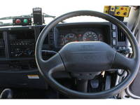 いすゞフォワードパッカー車（塵芥車）増トン（6t・8t）[写真36]