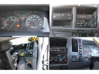 いすゞフォワードパッカー車（塵芥車）増トン（6t・8t）[写真37]