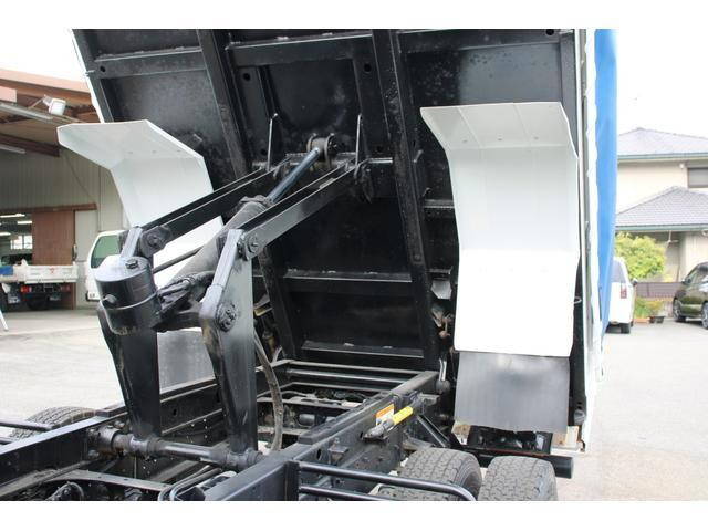 いすゞフォワードダンプ中型（4t）[写真18]