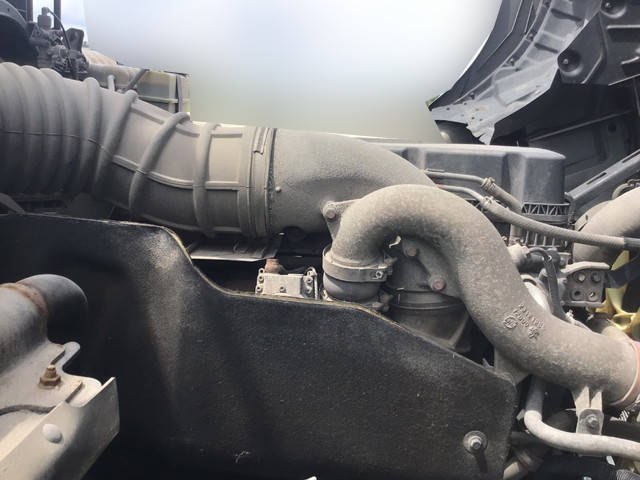 UDトラックスクオンコンテナ専用車大型（10t）[写真25]