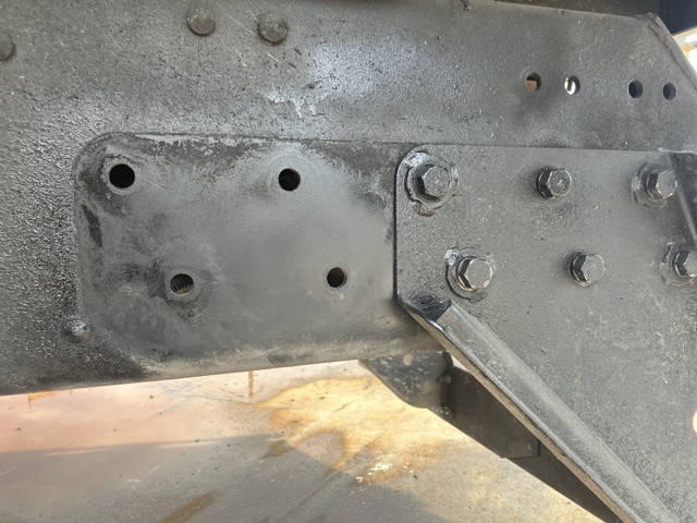 三菱ふそうスーパーグレート深ダンプ（土砂禁ダンプ）大型（10t）[写真17]