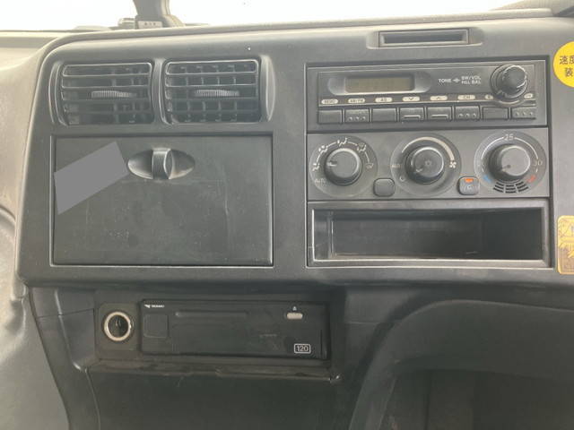 三菱ふそうスーパーグレート深ダンプ（土砂禁ダンプ）大型（10t）[写真38]