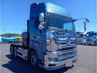 日野プロフィアトレーラーヘッド（トラクターヘッド）大型（10t）[写真01]