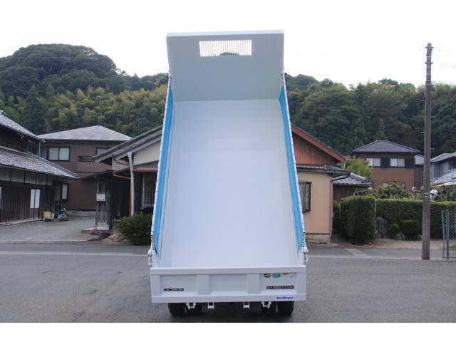 三菱ふそうキャンターダンプ小型（2t・3t）[写真15]
