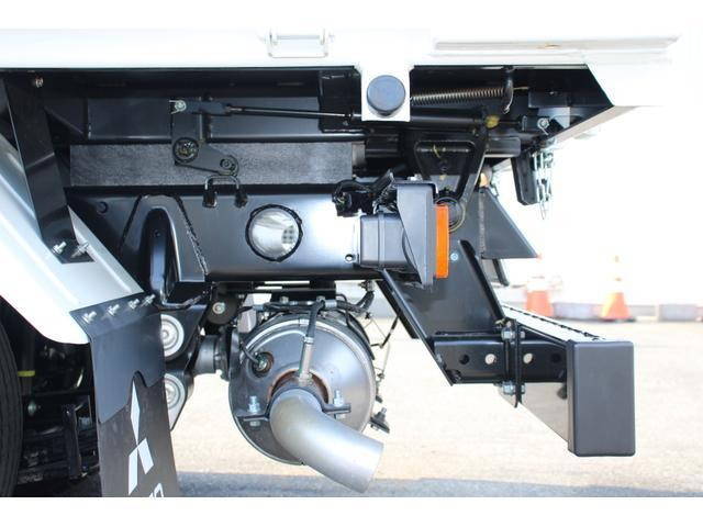 三菱ふそうキャンターダンプ小型（2t・3t）[写真20]