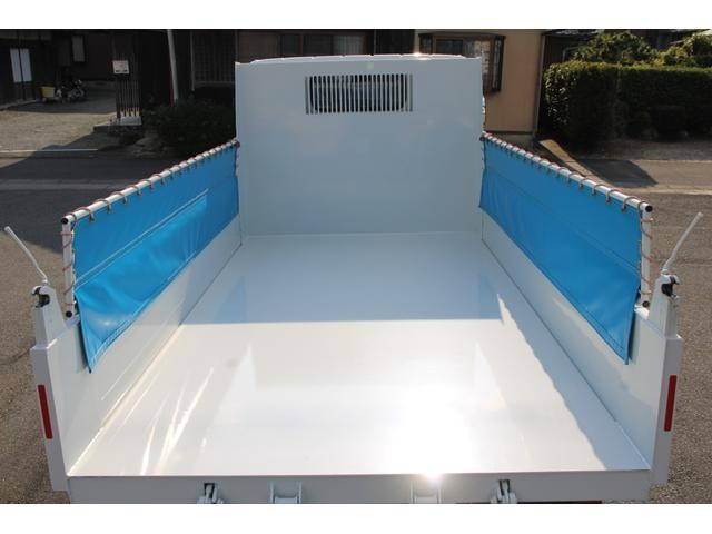 三菱ふそうキャンターダンプ小型（2t・3t）[写真09]