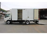 日野デュトロ冷凍車（冷蔵車）小型（2t・3t）[写真12]