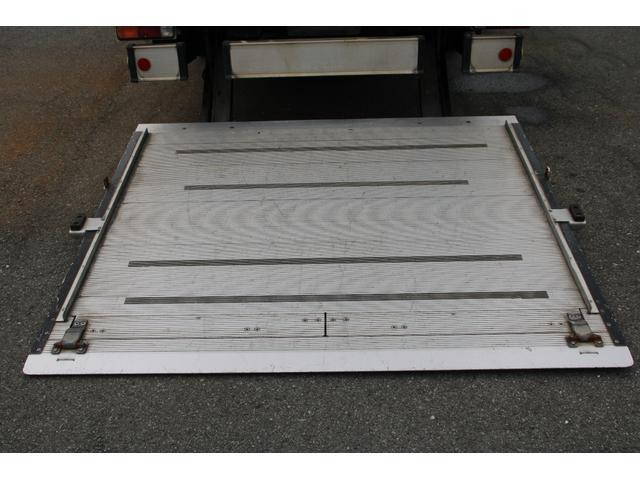 日野デュトロ冷凍車（冷蔵車）小型（2t・3t）[写真13]