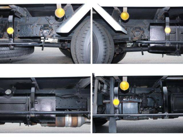 日野デュトロ冷凍車（冷蔵車）小型（2t・3t）[写真21]