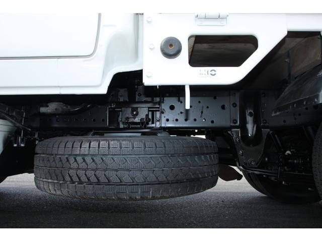 いすゞエルフダブルキャブ（Wキャブ）小型（2t・3t）[写真18]