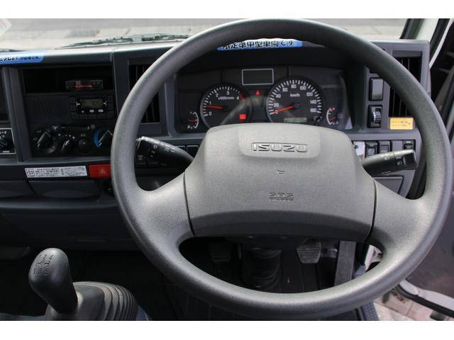 いすゞエルフダブルキャブ（Wキャブ）小型（2t・3t）[写真24]