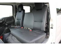 いすゞエルフダブルキャブ（Wキャブ）小型（2t・3t）[写真33]