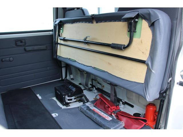 いすゞエルフダブルキャブ（Wキャブ）小型（2t・3t）[写真38]