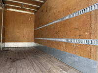 三菱ふそうキャンターアルミバン小型（2t・3t）[写真14]