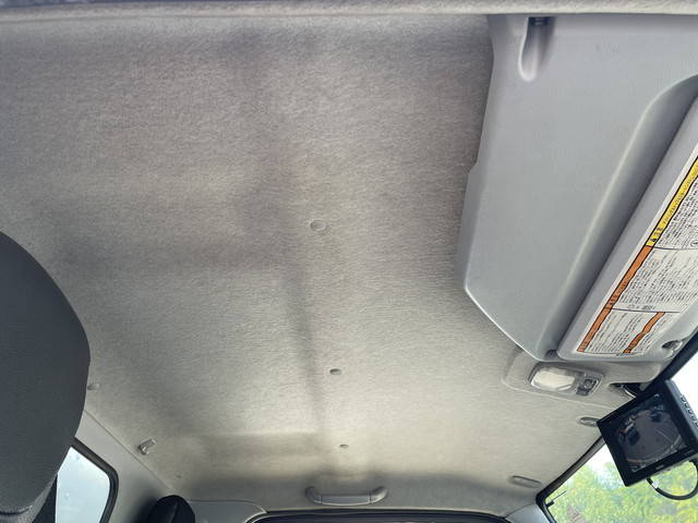 三菱ふそうキャンターアルミバン小型（2t・3t）[写真33]