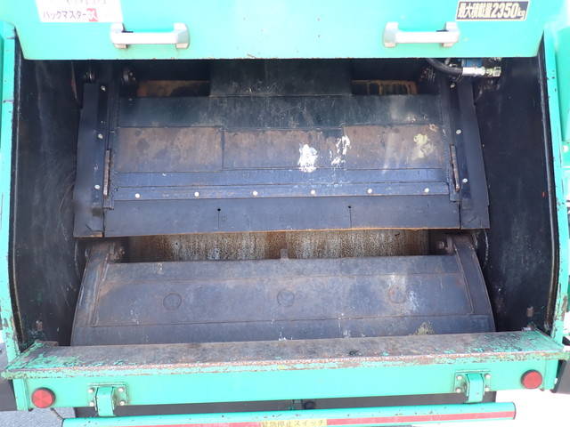 三菱ふそうキャンターパッカー車（塵芥車）小型（2t・3t）[写真13]