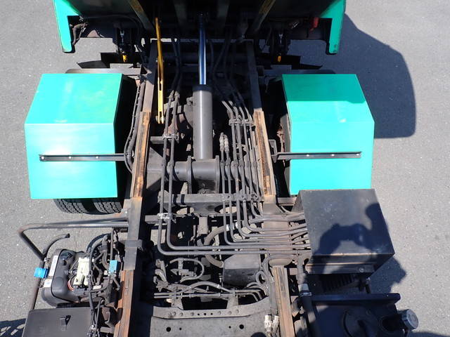 三菱ふそうキャンターパッカー車（塵芥車）小型（2t・3t）[写真18]